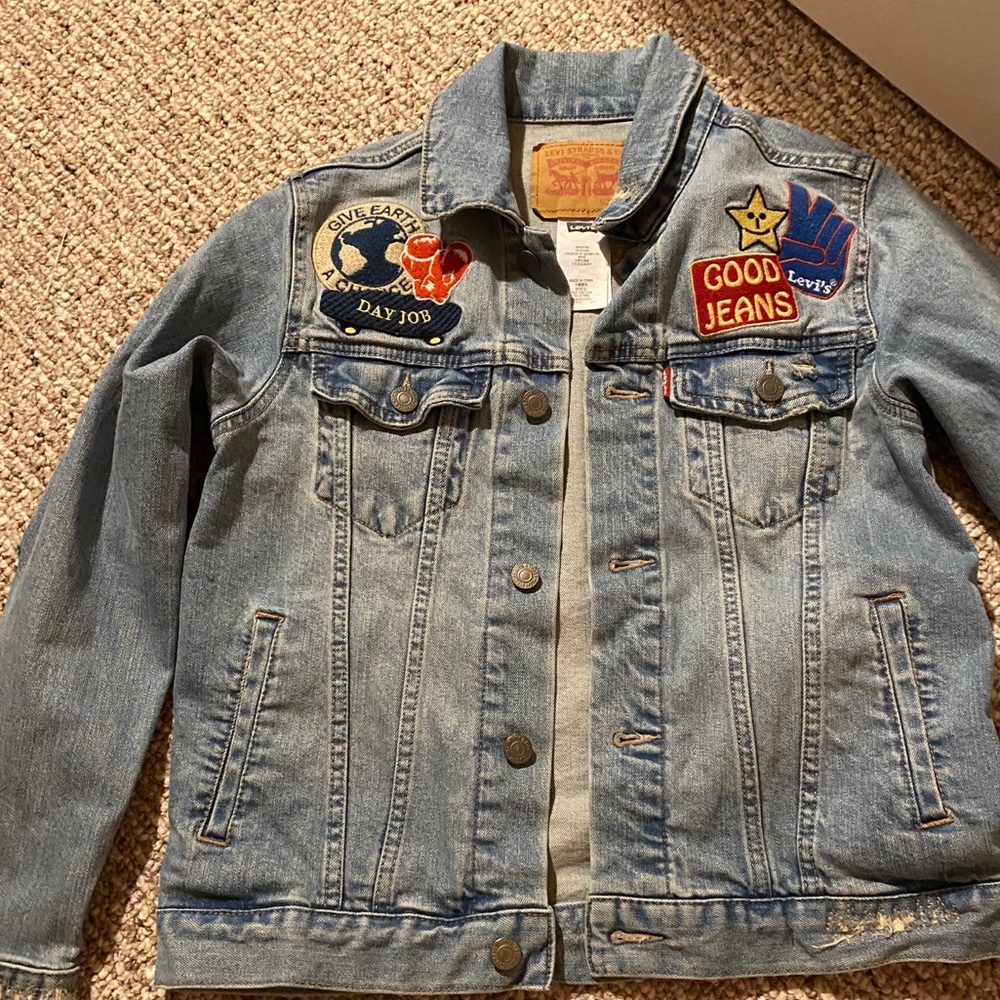 Vintage distressed light wash denim levis jacket